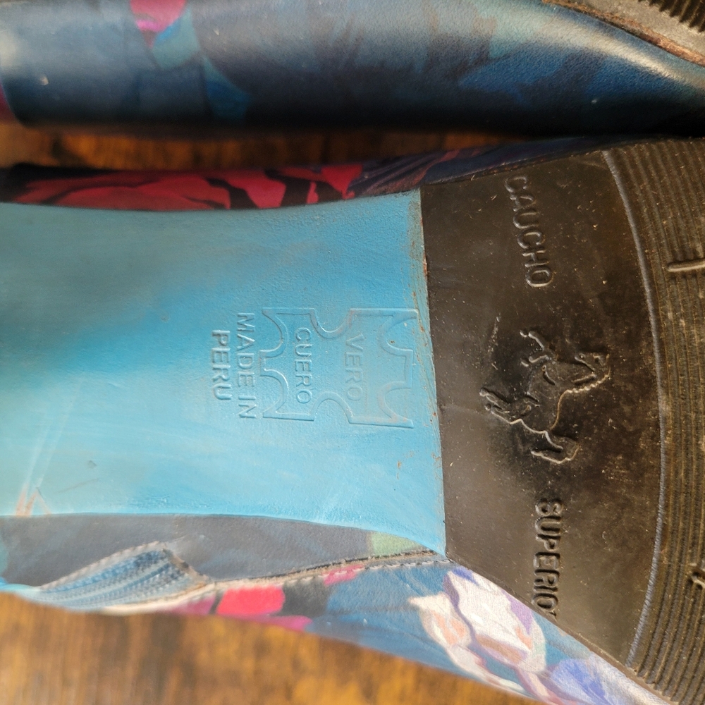 John Fluevog Edie 9 Blue and Purple Floral Heels - Picture 5 of 6